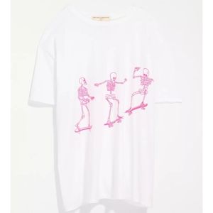Urban pink skeleton shirt